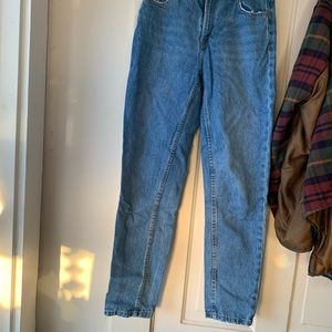 Bershka size 2 blue jeans. Soft and semi thick Jean. Comfortable mom jeans